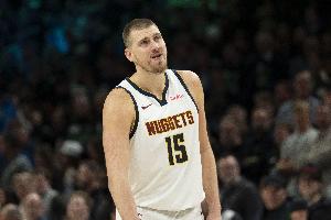 飞翼vs神秘人直播在线_飞翼vs神秘人比赛直播_飞翼vs神秘人在线高清免费约基奇为何不跳槽？张佳玮：外籍NBA巨星重首队 多愿坚守一城终老
